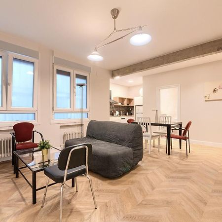 Euskalduna, Vivienda Turistica Moderna Y Renovado Бильбао Экстерьер фото