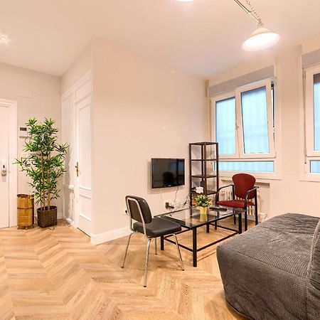 Euskalduna, Vivienda Turistica Moderna Y Renovado Бильбао Экстерьер фото