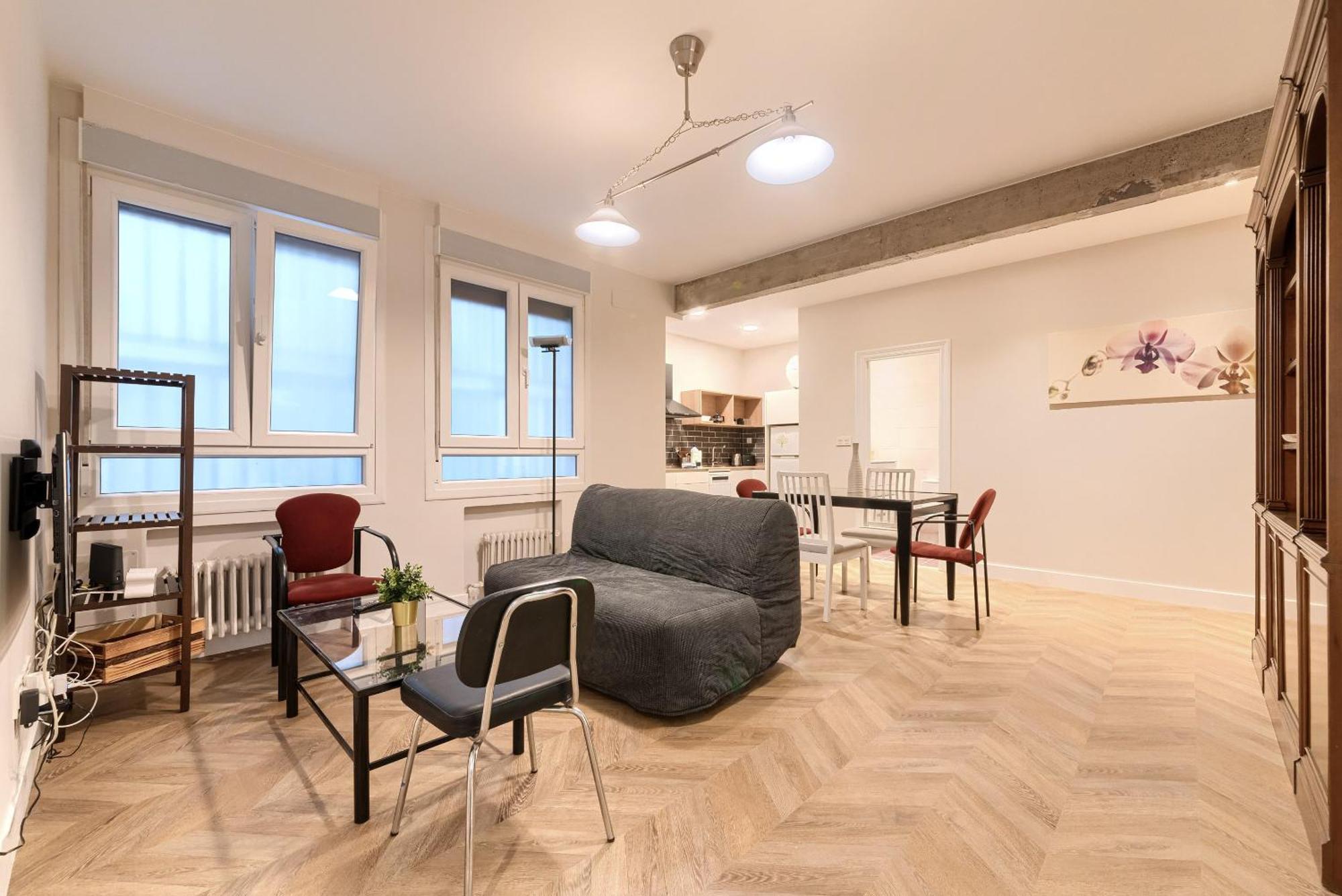 Euskalduna, Vivienda Turistica Moderna Y Renovado Бильбао Экстерьер фото