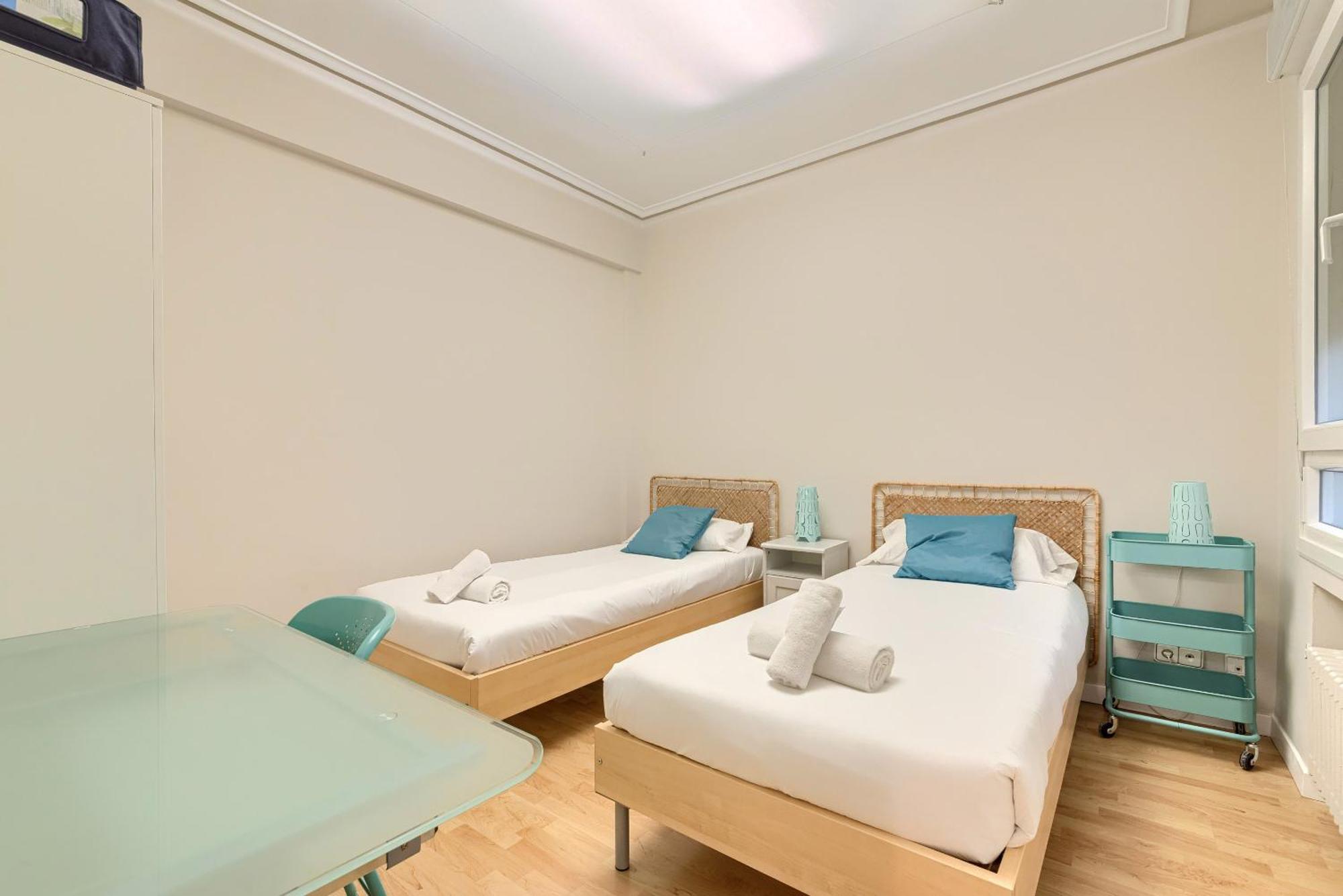 Euskalduna, Vivienda Turistica Moderna Y Renovado Бильбао Экстерьер фото