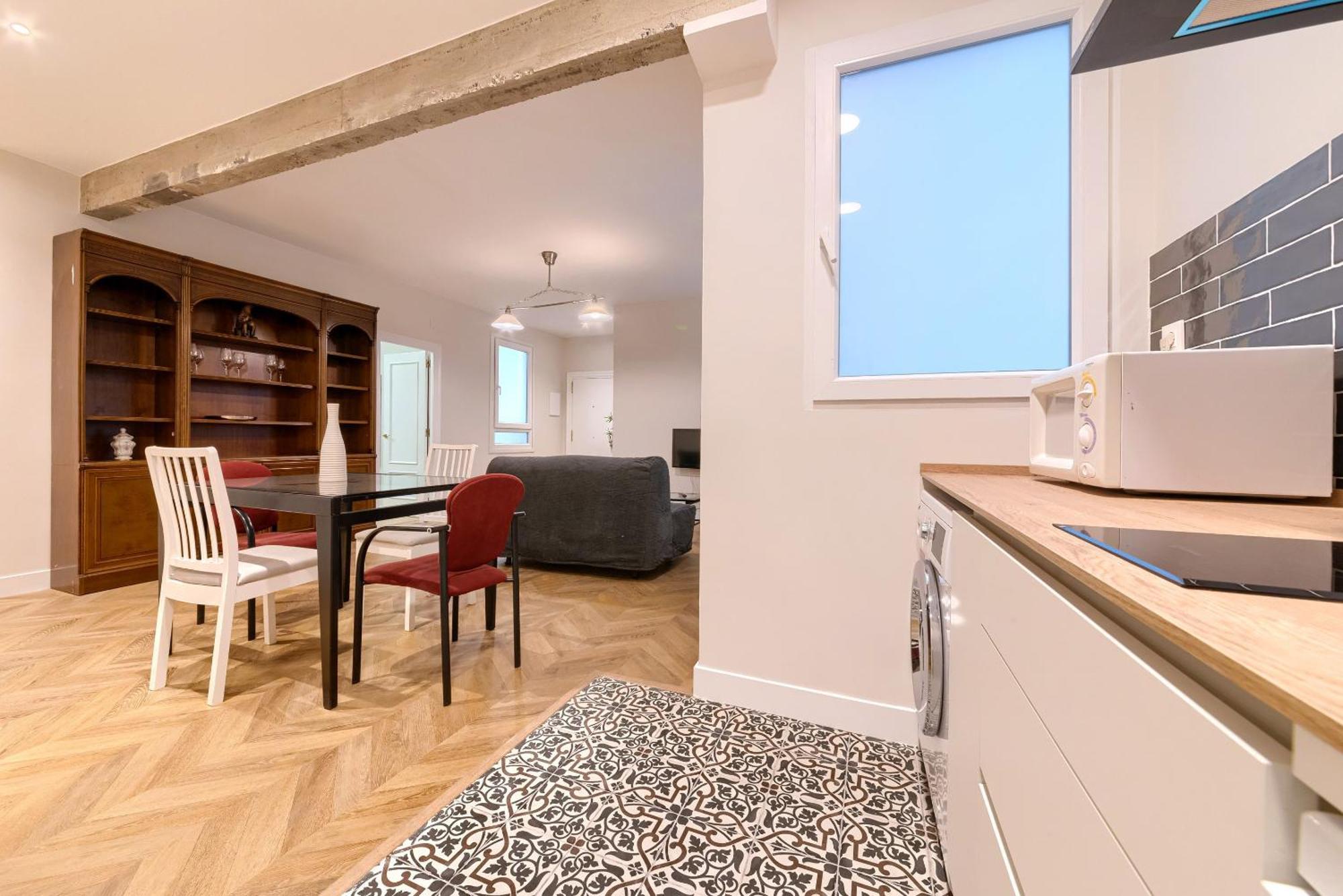 Euskalduna, Vivienda Turistica Moderna Y Renovado Бильбао Экстерьер фото